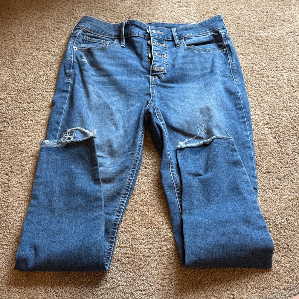 Old Navy Distressed Blue Ankle Jeans